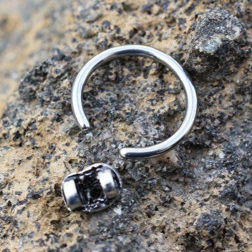 Stainless Steel Love Knot Captive Bead Ring / Septum Ring Captive Bead Impulse Piercings