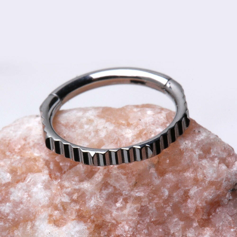 Octagonal Gear Design 316L Stainless Steel Hinged Clicker Ring Seamless Ring Impulse Piercings