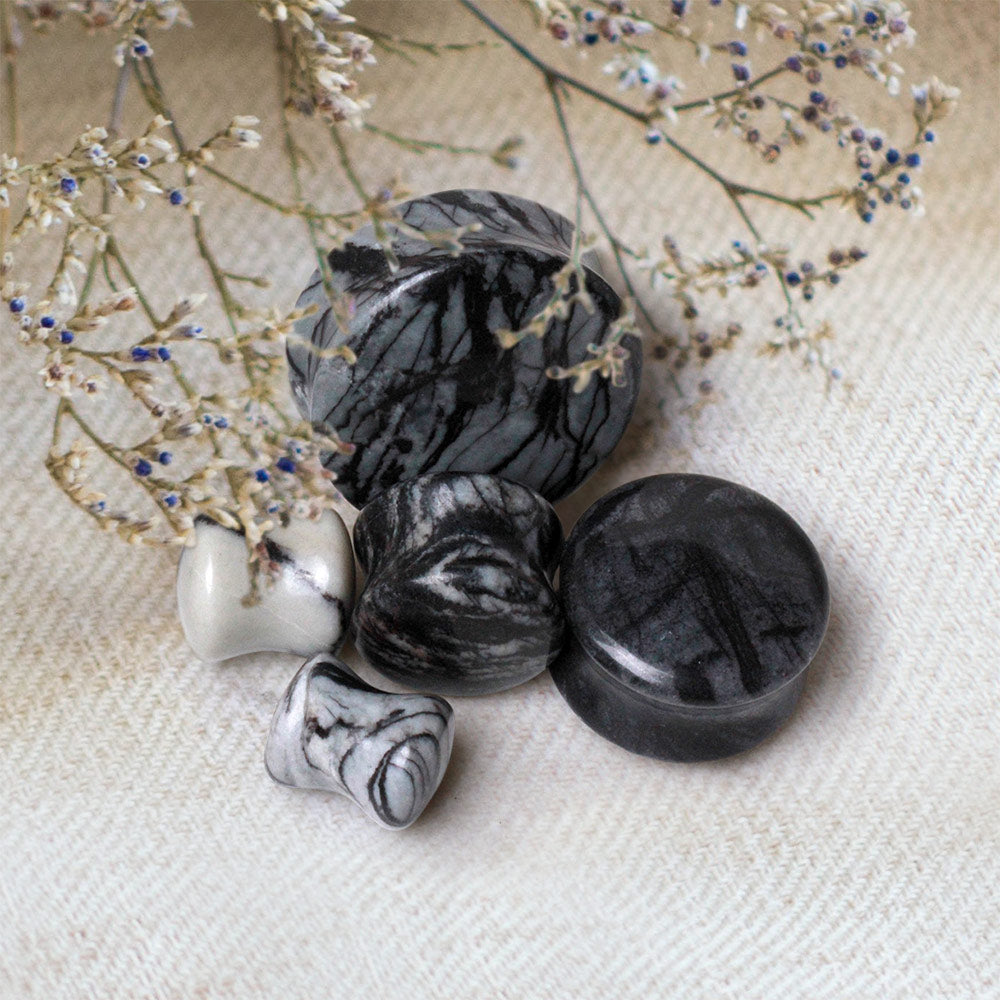 Natural Black Net Jasper Stone Saddle Plug Plugs Skin Metals