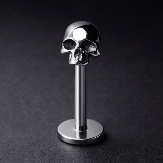 Skull Push In Labret detail closeup