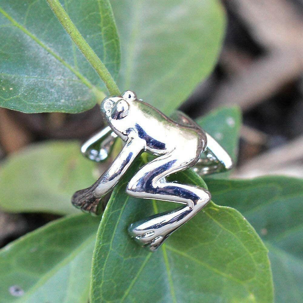 Tree Frog Ear Cuff styled on model