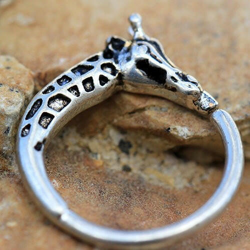 Stainless Steel Giraffe Silver Plated Seamless Ring / Cartilage Earring Captive Bead Impulse Piercings