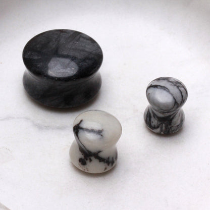 Natural Black Net Jasper Stone Saddle Plug Plugs Skin Metals