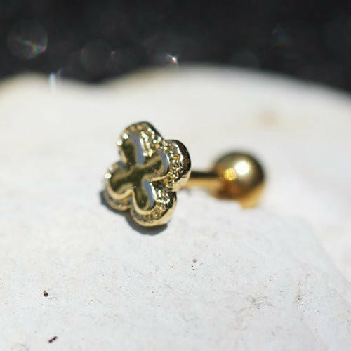 Gold Clover Cartilage Earring