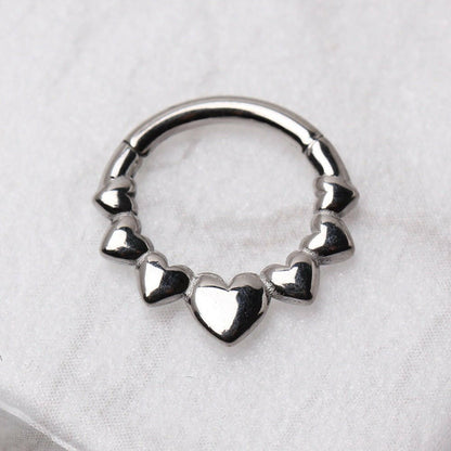 Heart-Shaped Seamless Hinged Clicker Ring in 316L Stainless Steel Seamless Ring Impulse Piercings