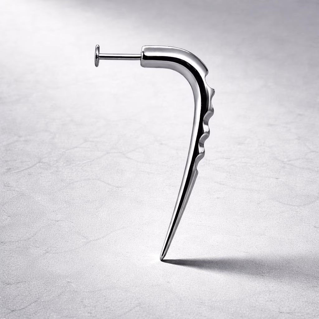 Surgical Steel Labret with Grooved Claw - Skin Metals