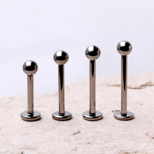 Titanium Labret solid ball detail closeup