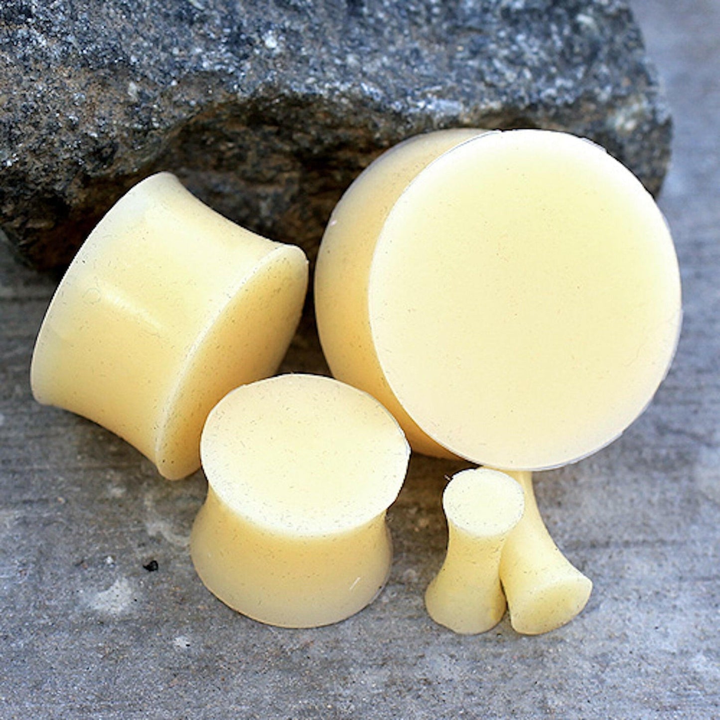 Silicone Light Flesh Tone Double Flare Plug Plugs Impulse Piercings 6 gauge (4mm)