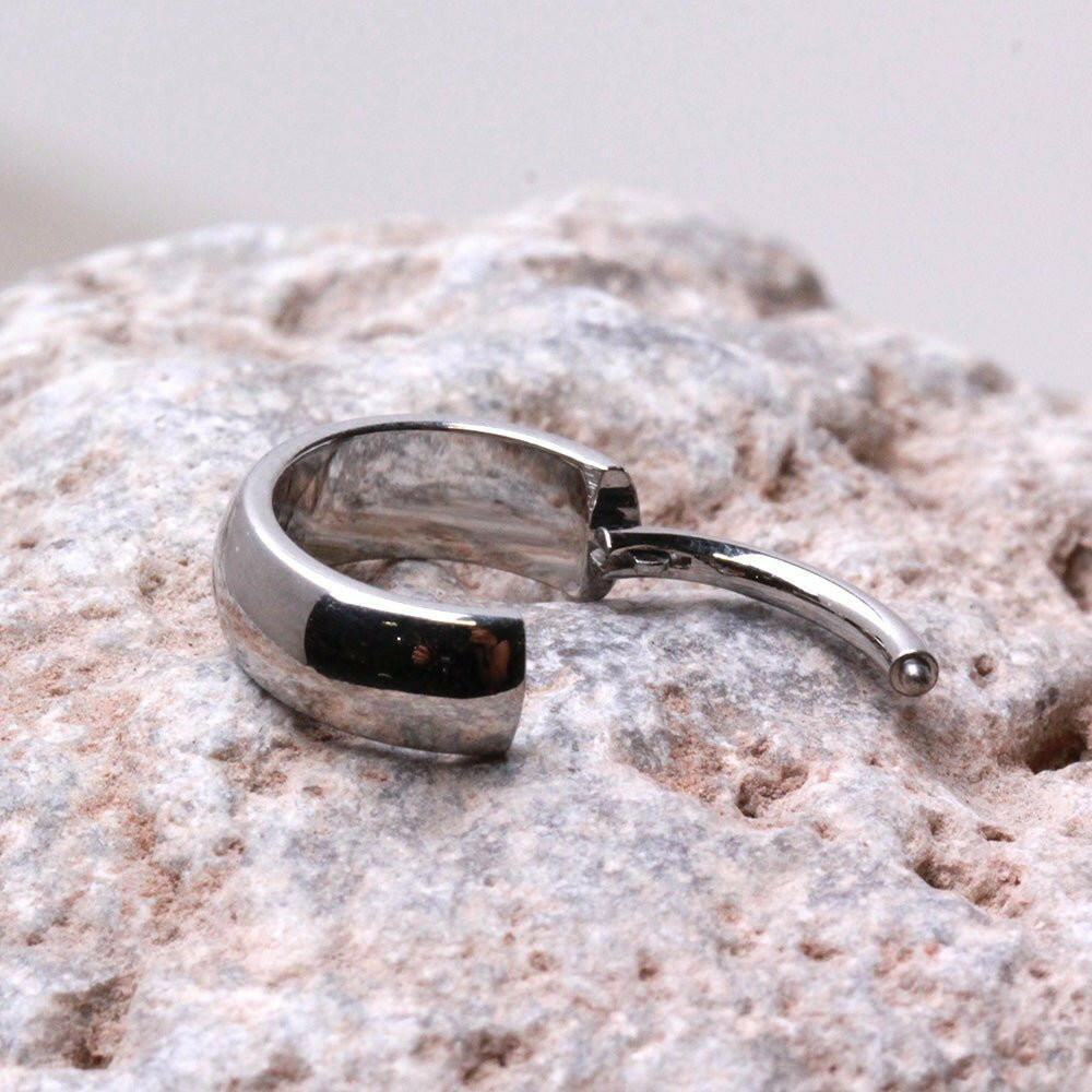Stainless Steel Extra Wide Hinged Clicker Ring