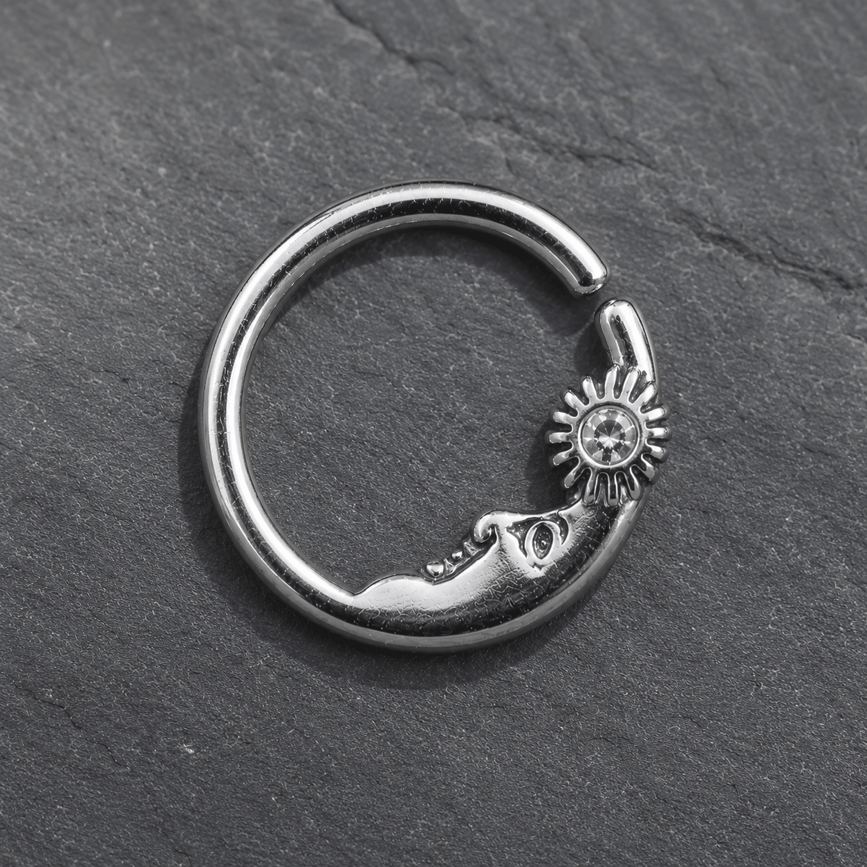 Sun & Moon Seamless Rings / Cartilage Earrings - Skin Metals
