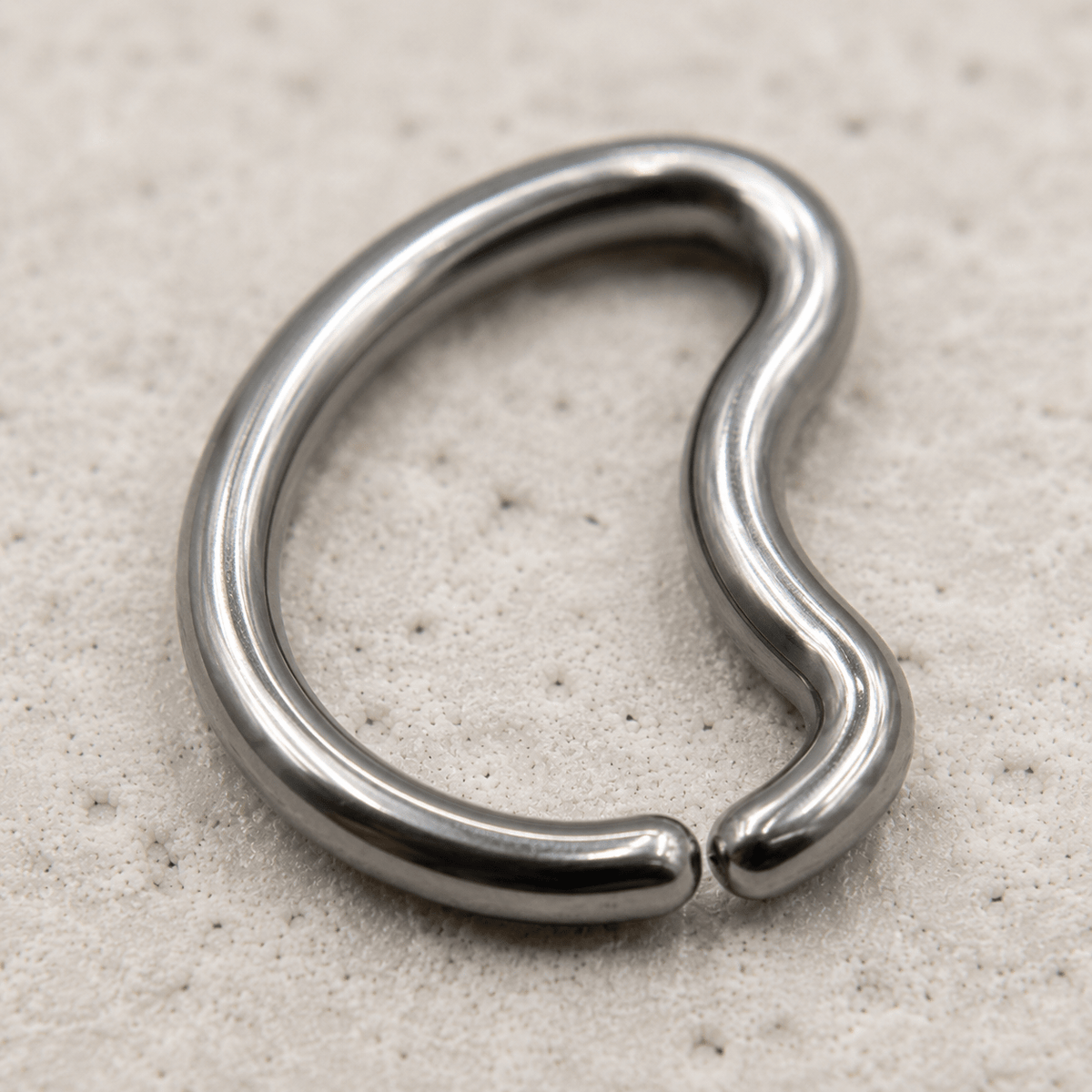 Titanium Crescent Moon Seamless Cartilage Ring 16G - Skin Metals