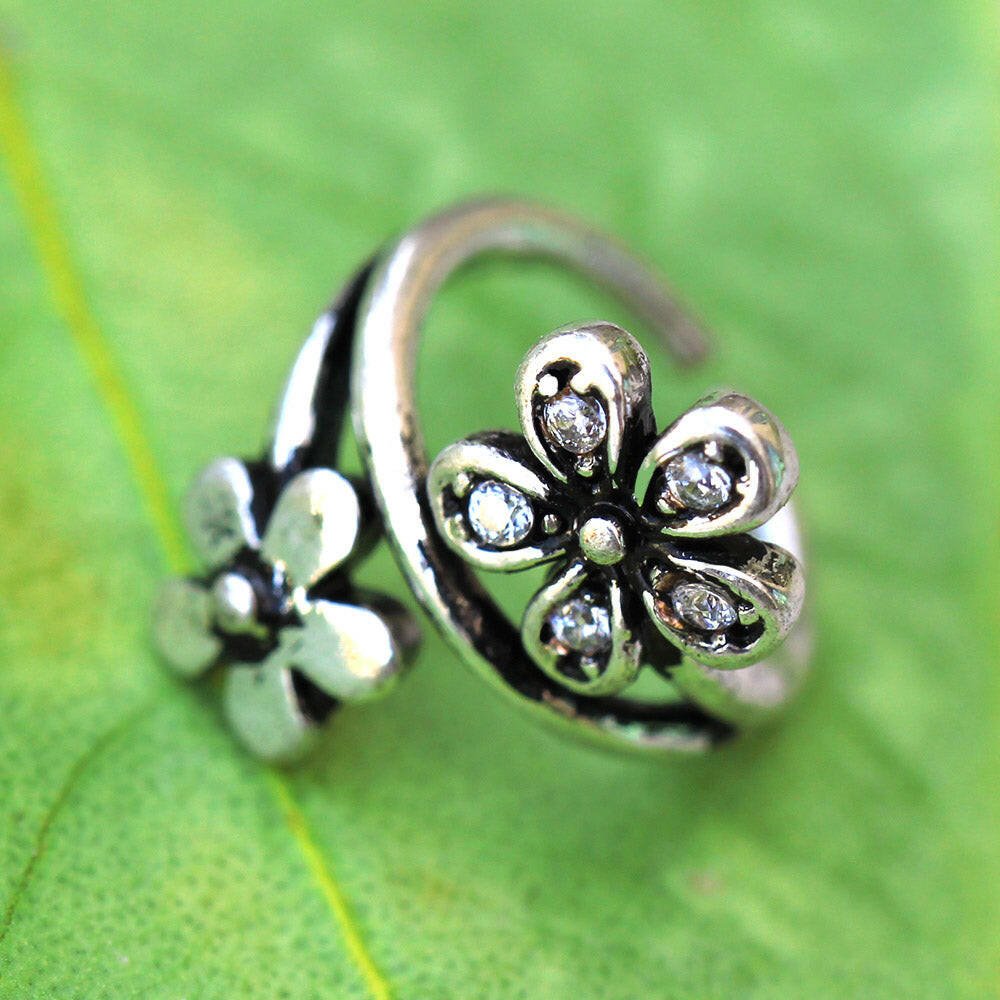 Twist Style Flower Seamless Ring Seamless Ring Impulse Piercings